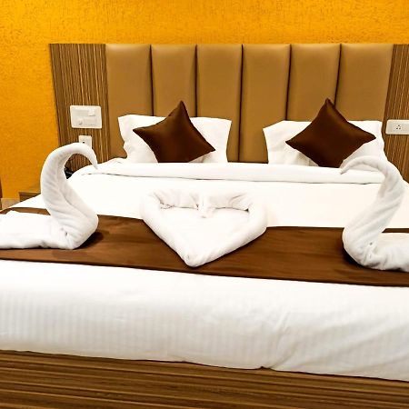 Hotel Maitri Mysore Exterior photo