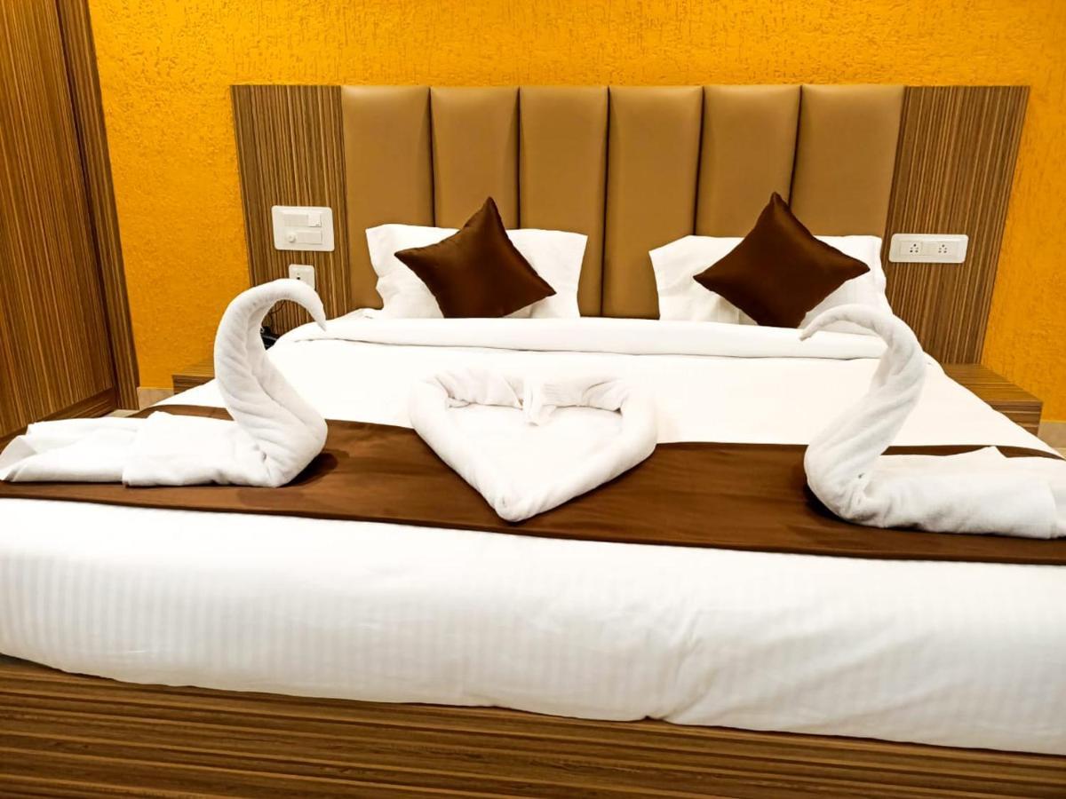 Hotel Maitri Mysore Exterior photo