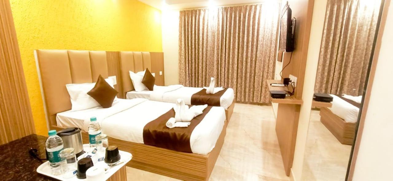 Hotel Maitri Mysore Exterior photo